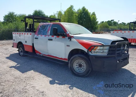 2018 Ram 2500 Tradesman 4X2 8' Box z USA, uszkodzony, nr VIN 3C6UR4HJ7JG243322